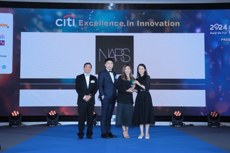 NARS and Set Sail AI receiving HKMA 2024 Excellence in Innovation Award
